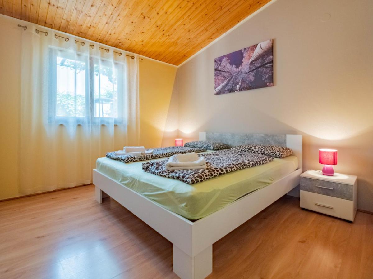 Apartmani Arijana Medulin Exterior foto